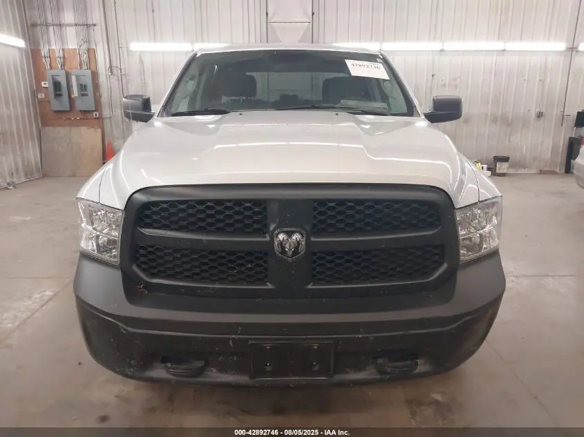 2017 RAM 1500 TRADESMAN  4X4 5'7 BOX