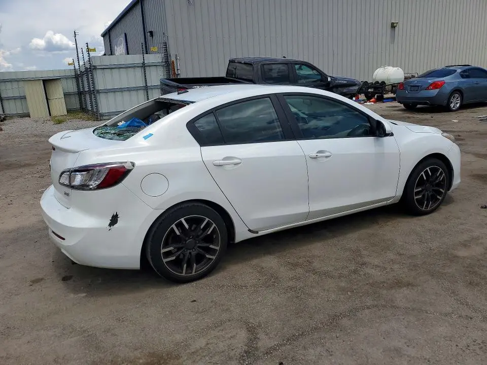 2012 MAZDA 3 S  