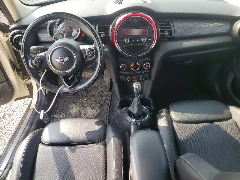 2016 MINI COOPER   