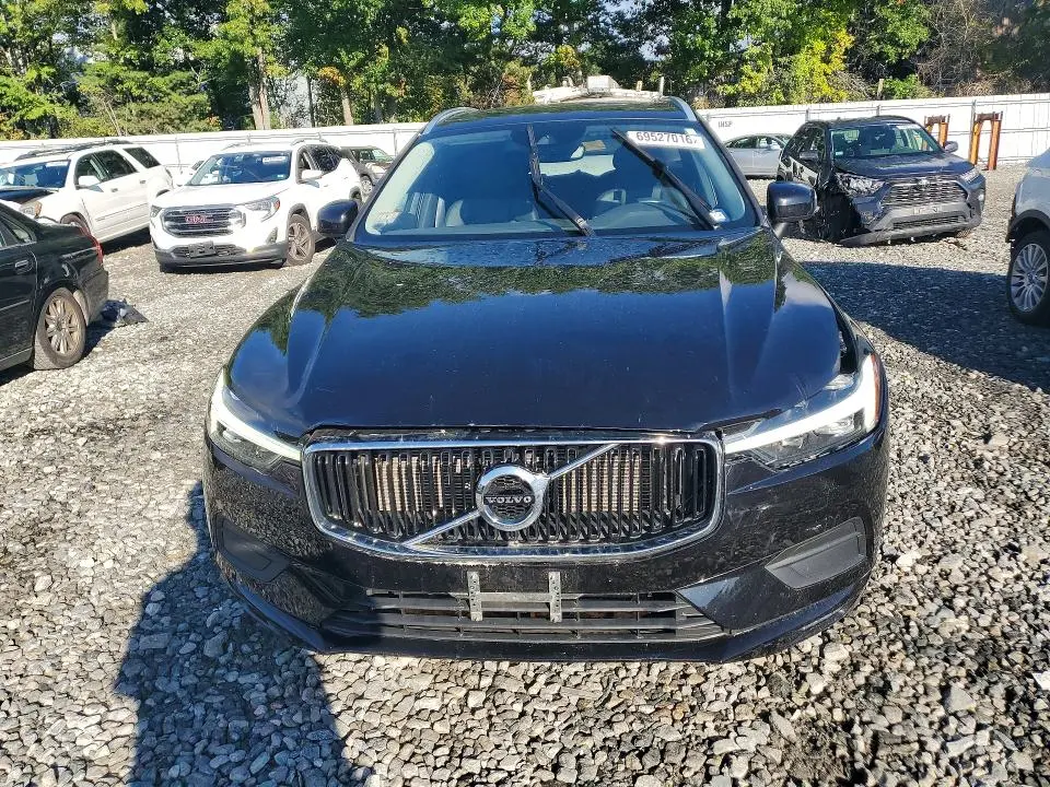 2021 VOLVO XC60 T5 MOMENTUM  
