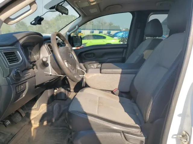 2019 NISSAN TITAN S  