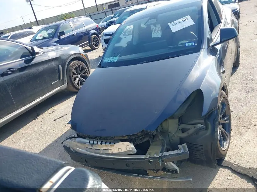 2024 TESLA MODEL Y LONG RANGE DUAL MOTOR ALL-WHEEL DRIVE