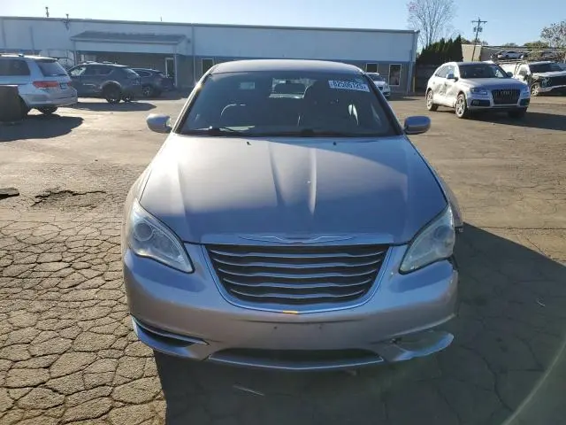 2013 CHRYSLER 200 LX  