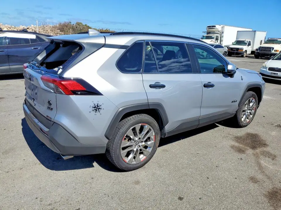 2019 TOYOTA RAV4 XLE PREMIUM  