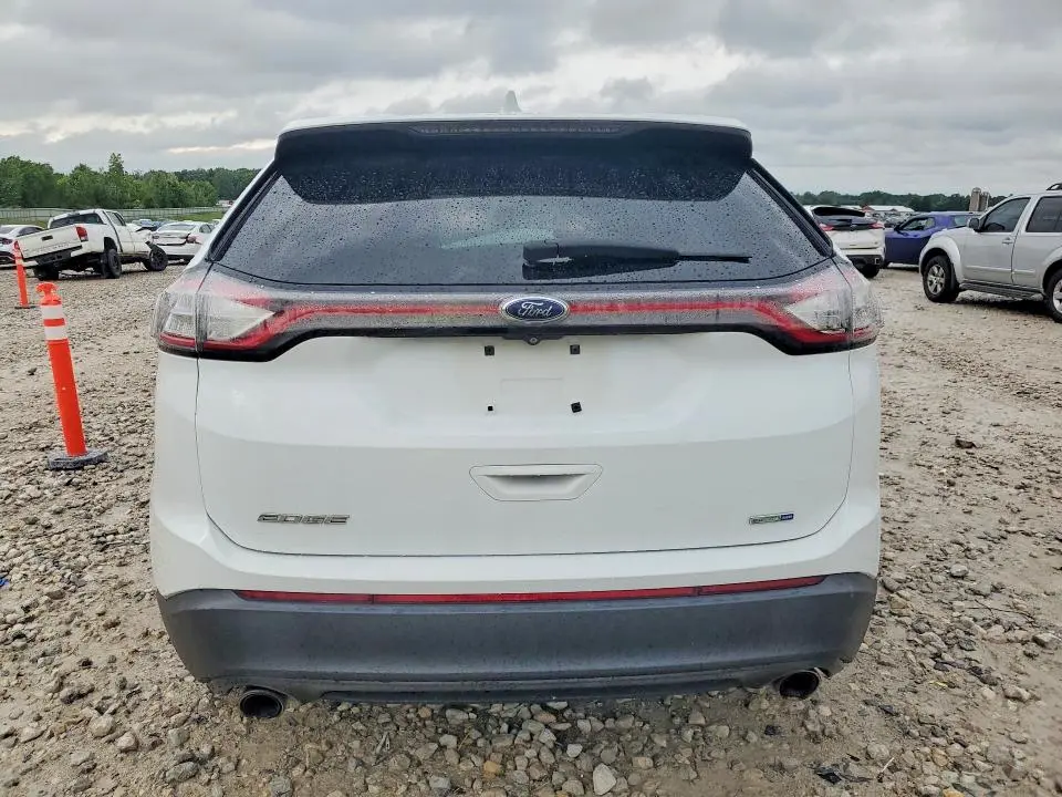 2015 FORD EDGE SE  