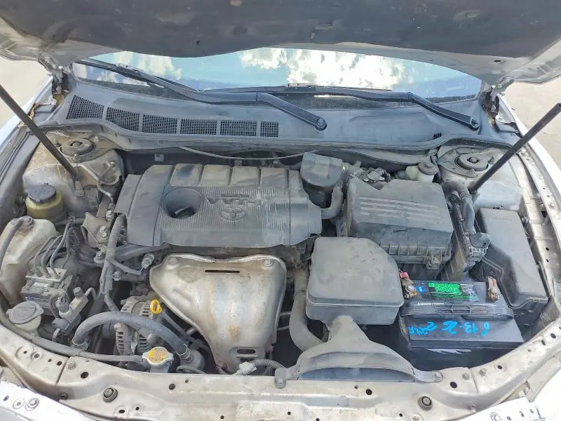 2011 TOYOTA CAMRY BASE  