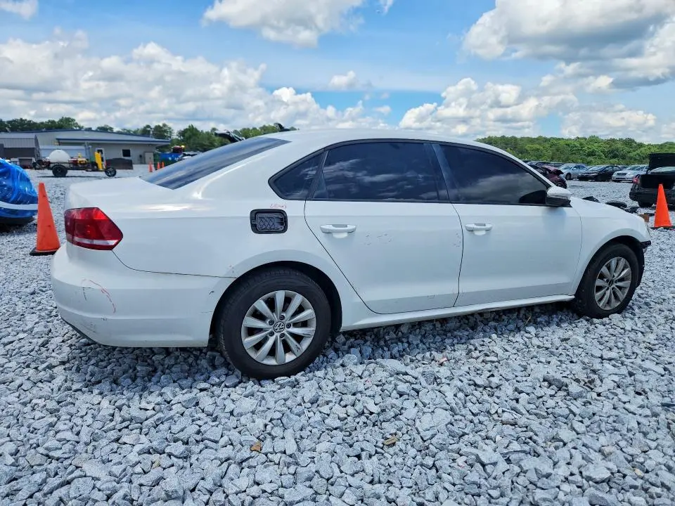 2012 VOLKSWAGEN PASSAT S  