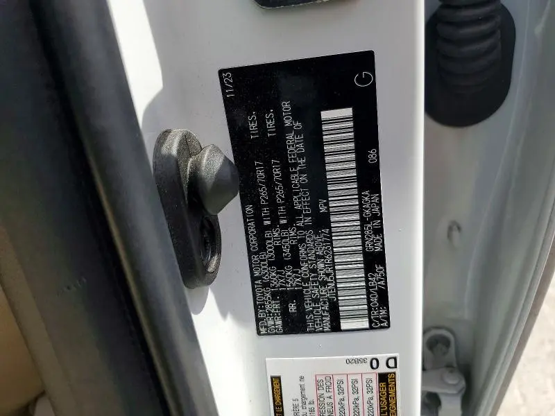 2024 TOYOTA 4RUNNER SR5 PREMIUM  