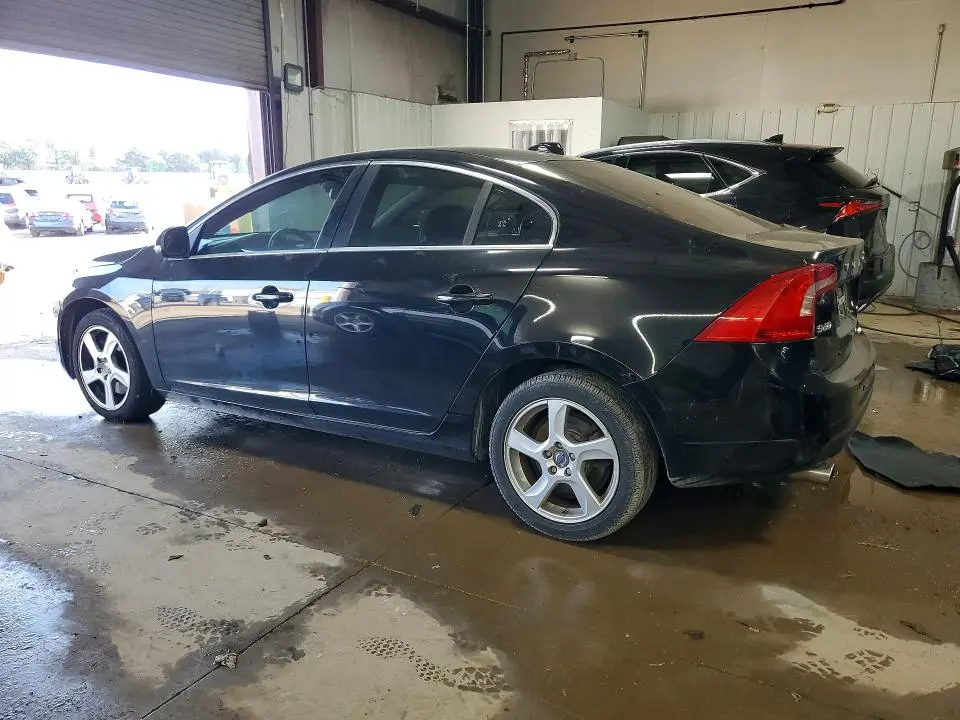 2013 VOLVO S60 T5  