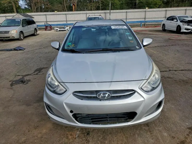 2015 HYUNDAI ACCENT GLS  