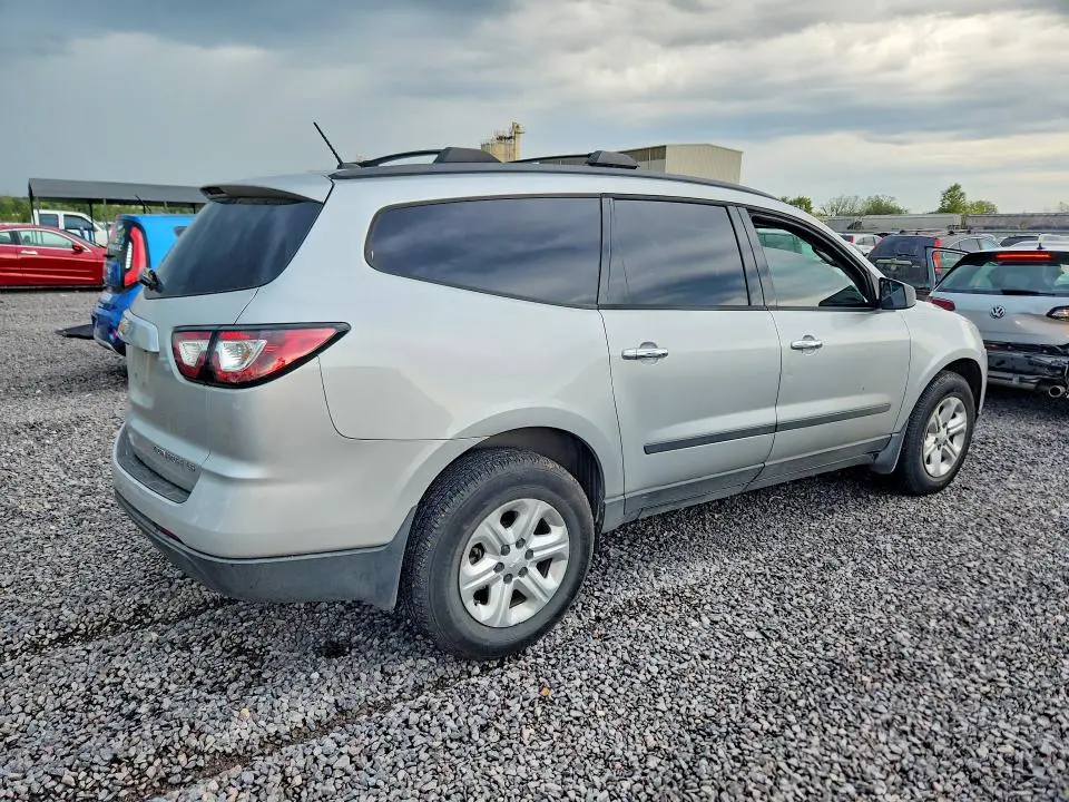 2015 CHEVROLET TRAVERSE LS  