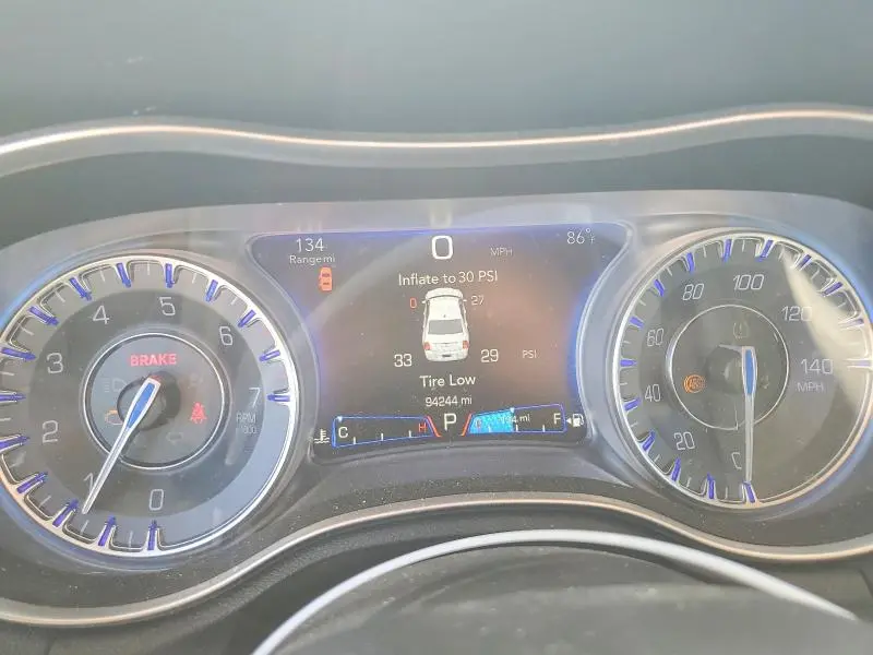 2016 CHRYSLER 300C   