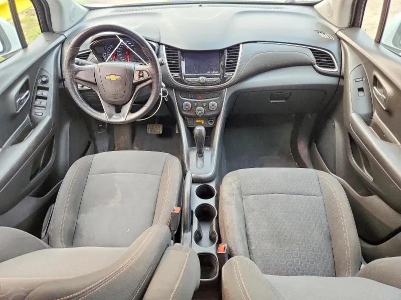 2021 CHEVROLET TRAX LS  