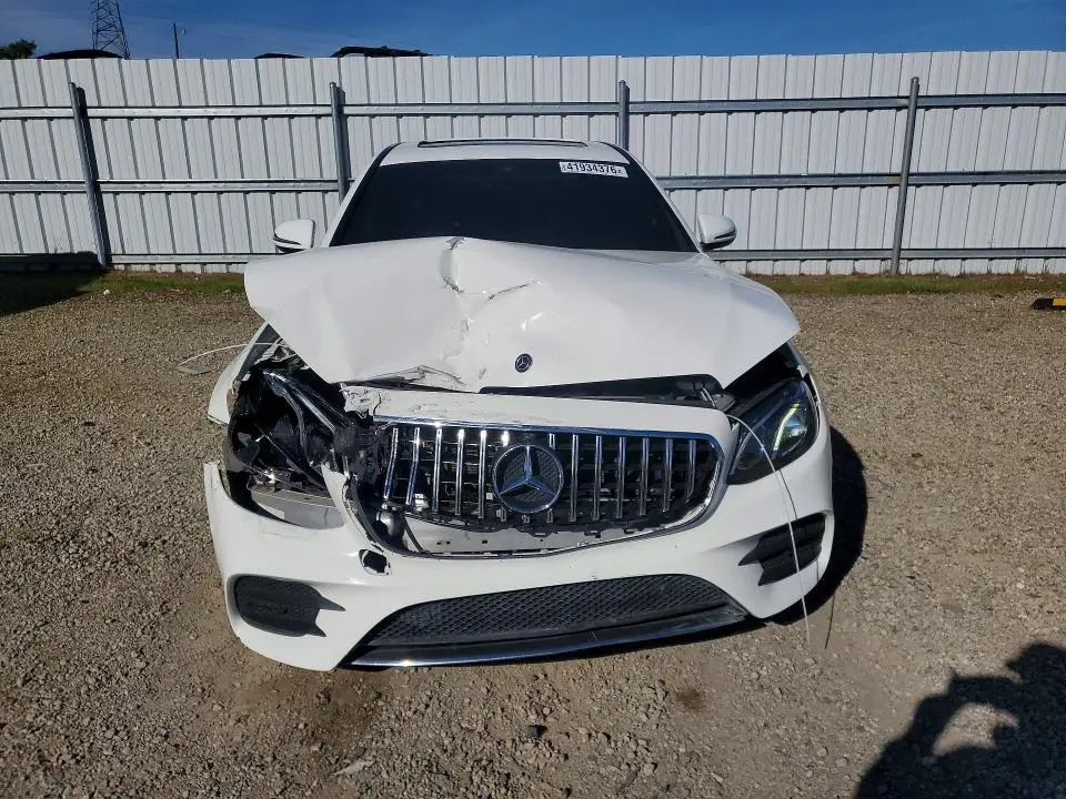 2018 MERCEDES-BENZ E 300  