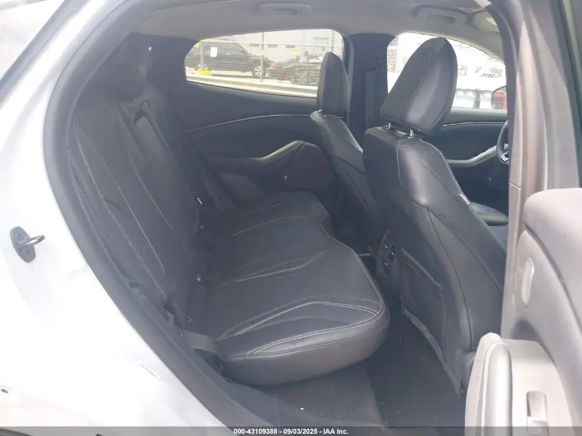 2022 FORD MUSTANG MACH-E PREMIUM