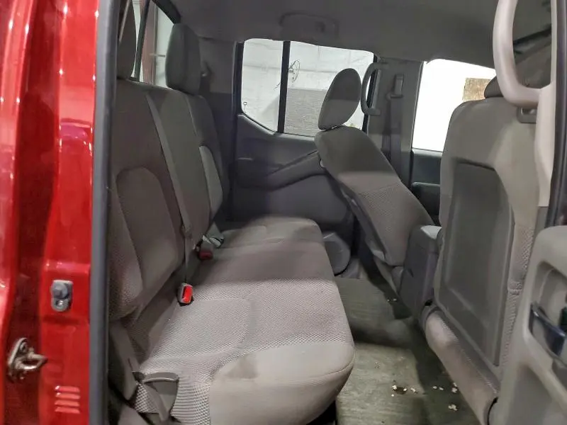 2014 NISSAN FRONTIER SV  