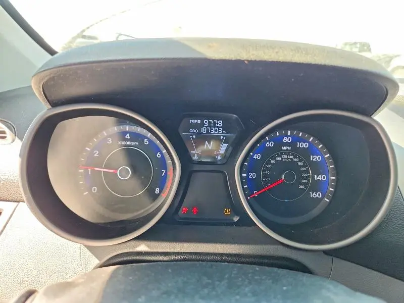2013 HYUNDAI ELANTRA GLS  