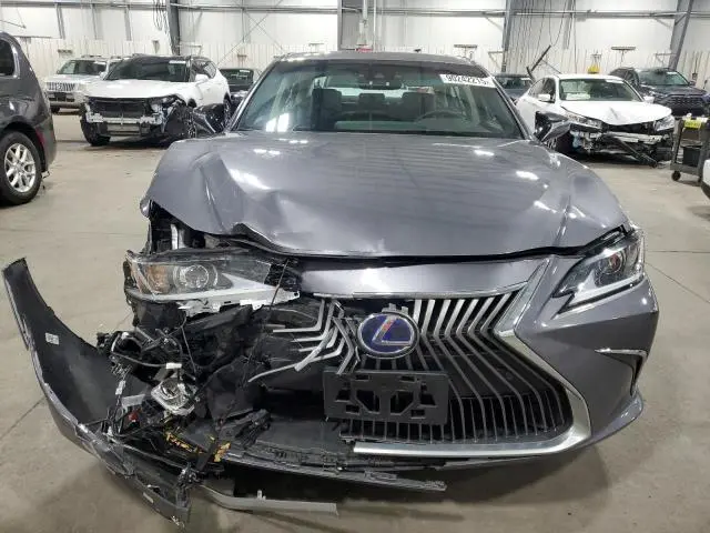 2021 LEXUS ES 300H  