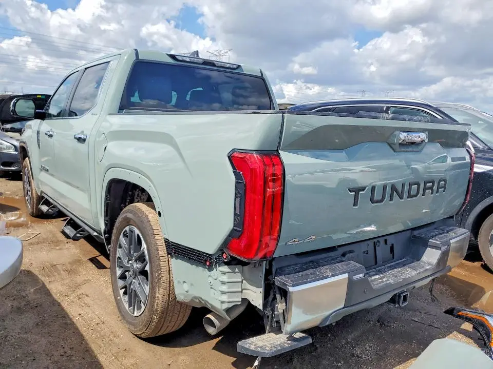 2026 TOYOTA TUNDRA CREWMAX LIMITED  