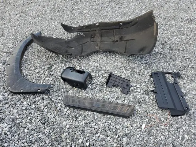 2013 TOYOTA TUNDRA CREWMAX SR5  