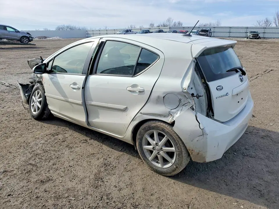 2013 TOYOTA PRIUS C   