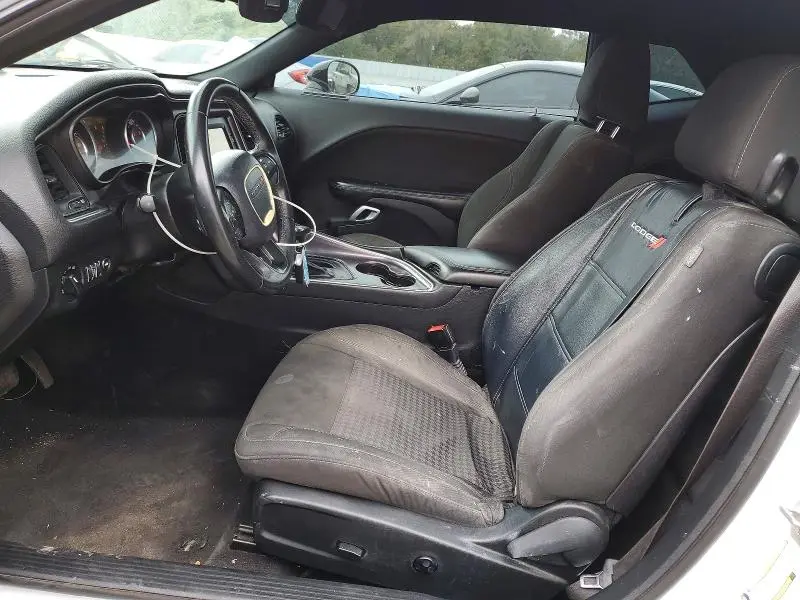 2015 DODGE CHALLENGER SXT  