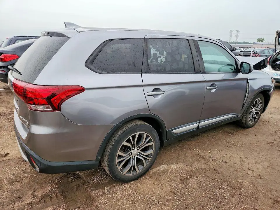 2017 MITSUBISHI OUTLANDER SE  