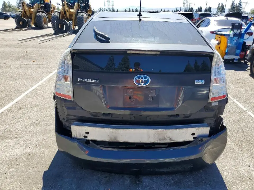 2010 TOYOTA PRIUS II  