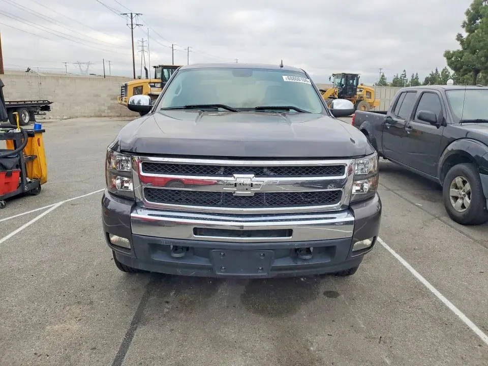2011 CHEVROLET SILVERADO C1500 LT  