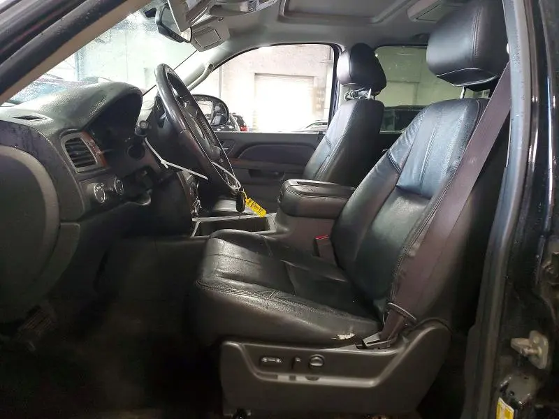 2012 CHEVROLET SUBURBAN K1500 LT  