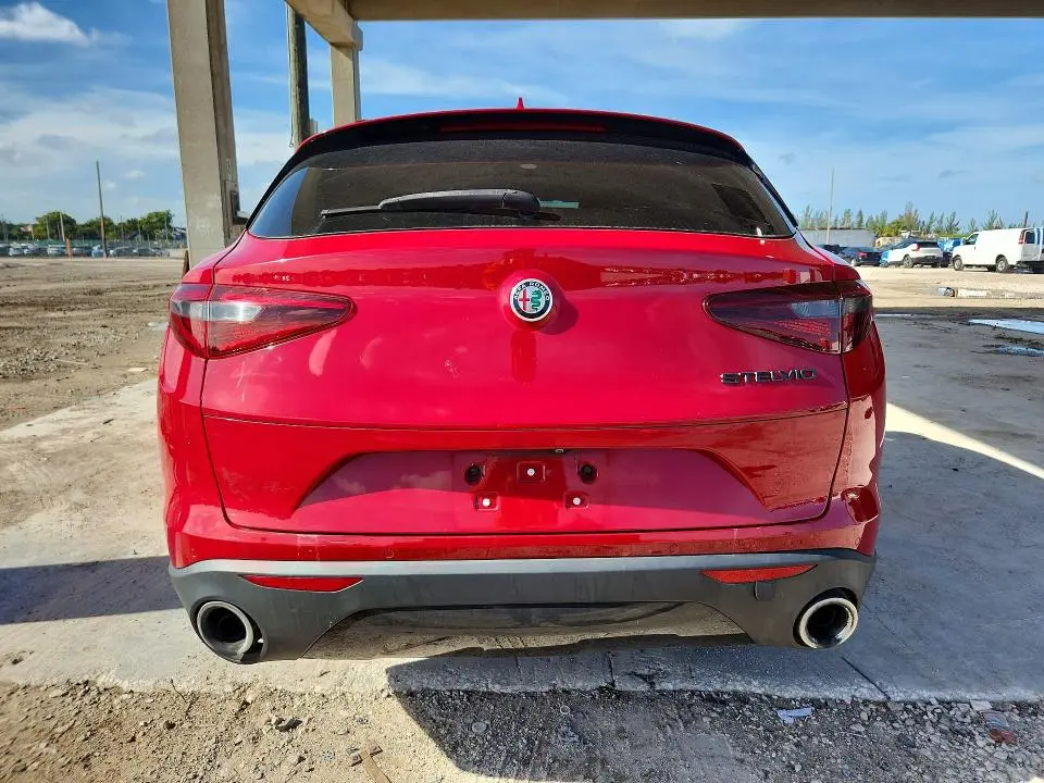 2021 ALFA ROMEO STELVIO SPORT  