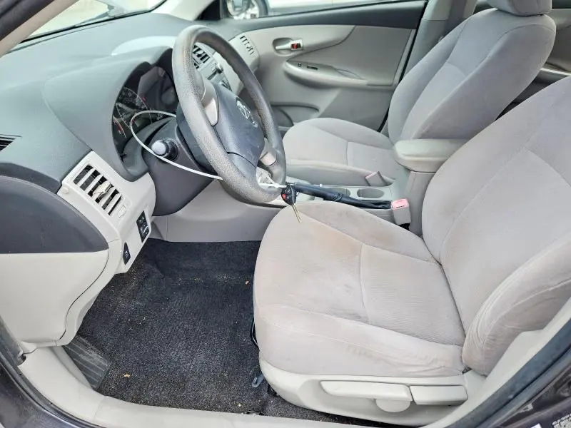 2011 TOYOTA COROLLA LE  