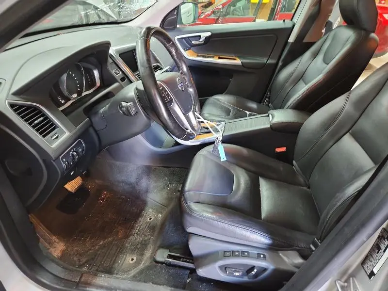 2017 VOLVO XC60 T6 INSCRIPTION  