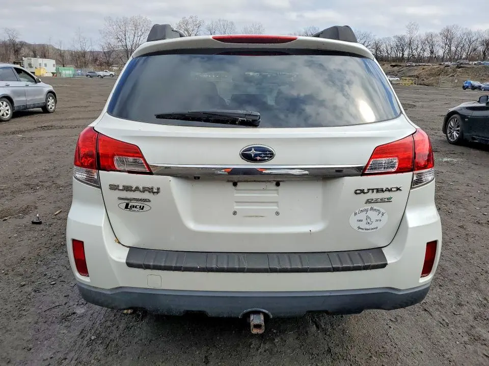 2011 SUBARU OUTBACK 2.5I PREMIUM  