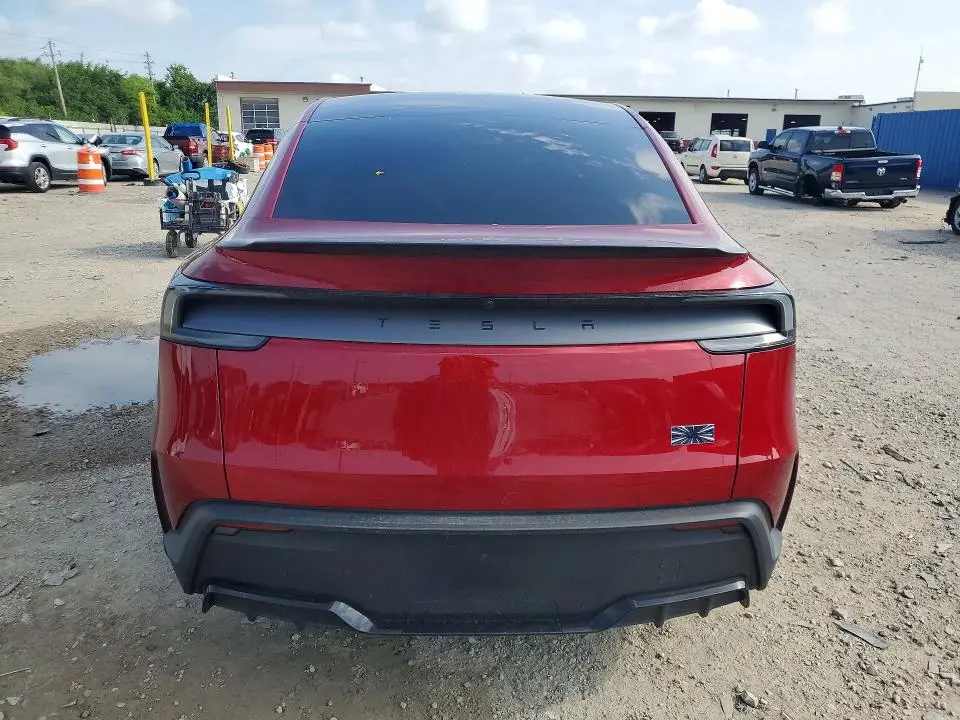 2026 TESLA MODEL Y   