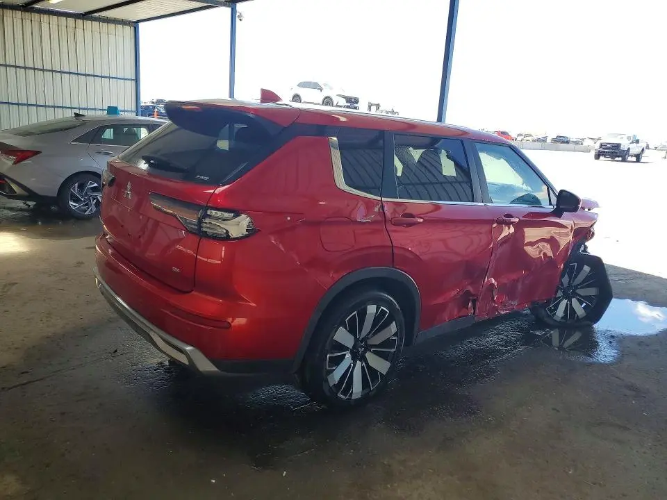 2025 MITSUBISHI OUTLANDER SE  