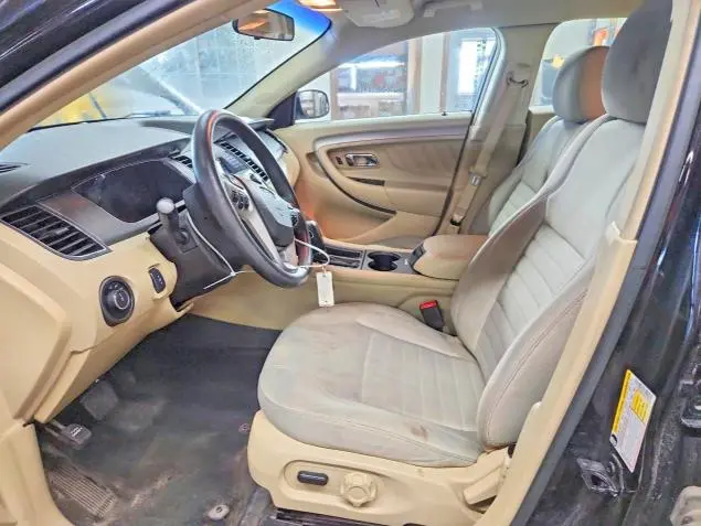 2017 FORD TAURUS SE  