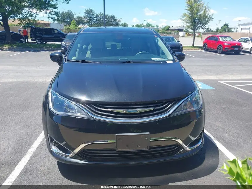 2018 CHRYSLER PACIFICA HYBRID TOURING PLUS
