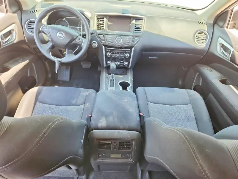 2017 NISSAN PATHFINDER SV  