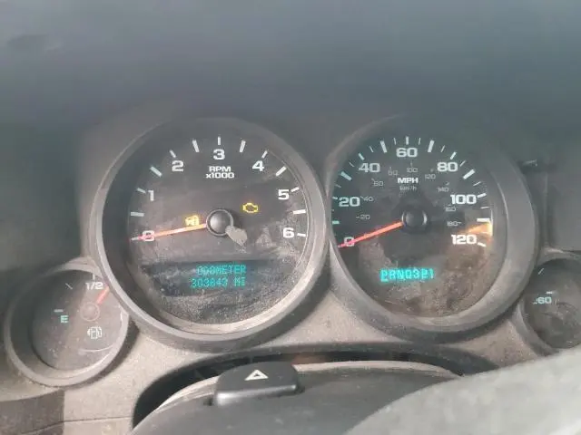 2011 CHEVROLET SILVERADO K1500 LS  