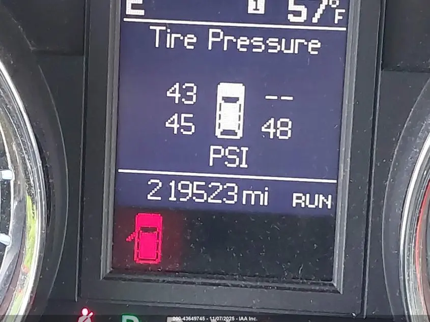 2011 CHRYSLER TOWN & COUNTRY TOURING-L