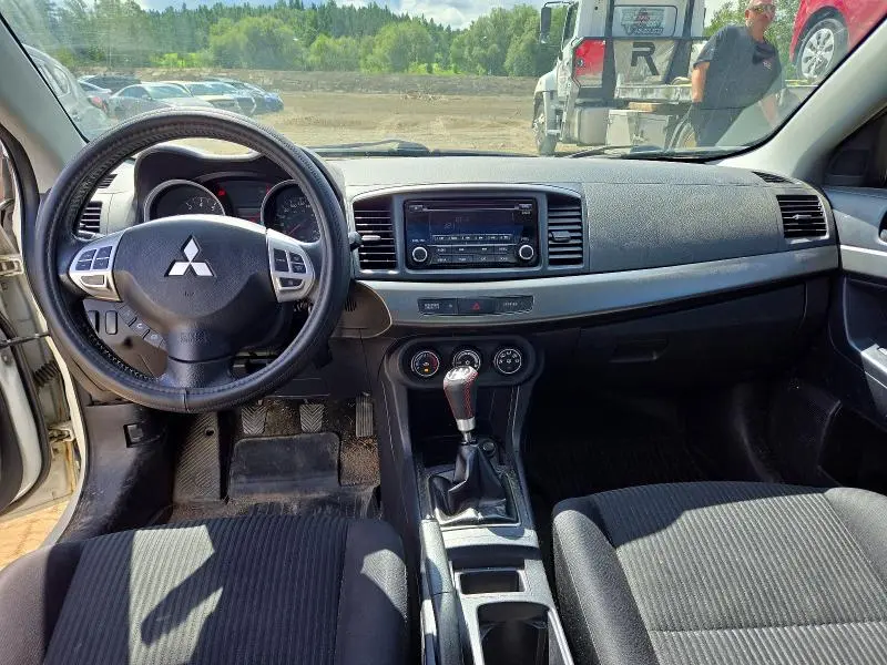 2015 MITSUBISHI LANCER ES  