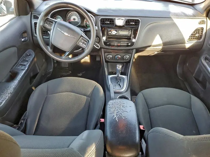 2012 CHRYSLER 200 LX  