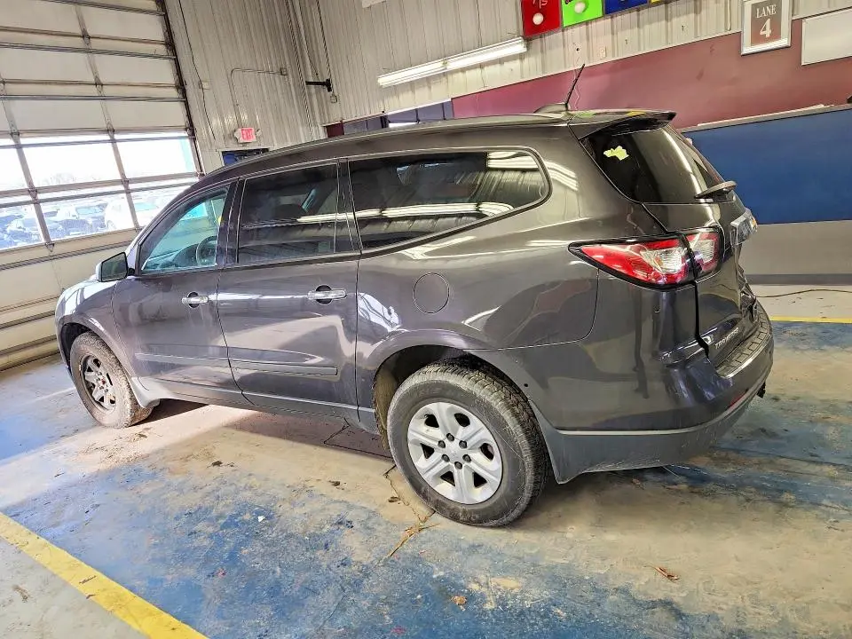 2017 CHEVROLET TRAVERSE LS  