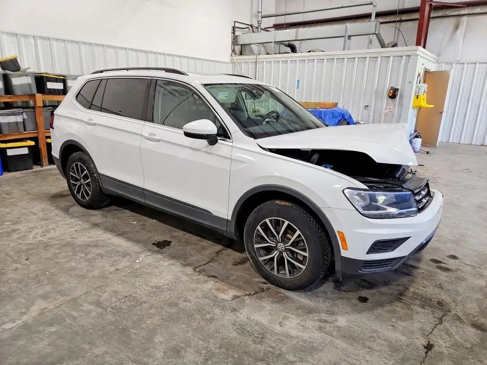 2019 VOLKSWAGEN TIGUAN SE  