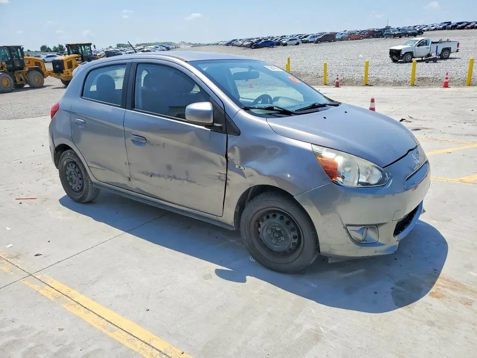 2015 MITSUBISHI MIRAGE DE  