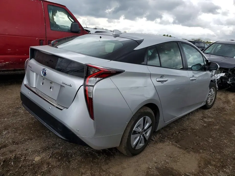 2018 TOYOTA PRIUS FOUR  