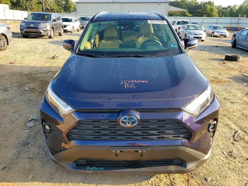 2023 TOYOTA RAV4 XLE PREMIUM  
