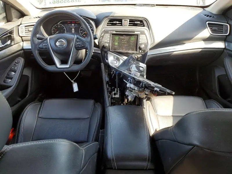 2021 NISSAN MAXIMA SV  