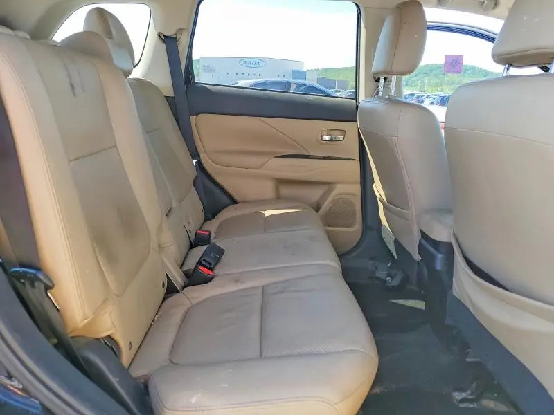 2014 MITSUBISHI OUTLANDER GT  